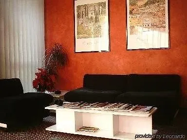 Отель Molise 2 3*