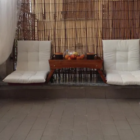 شقة Lovely Terrace *