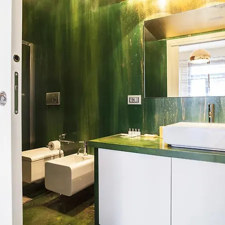 Hemeras Boutique Homes - Super Central Design *