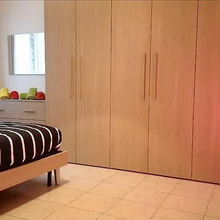 Rogoredo Apartament *