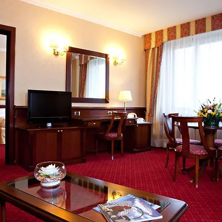 Hotel Atahotel Executive