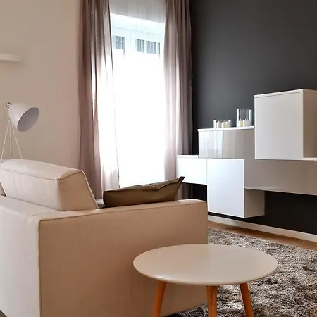 Lägenhet Curtatone 25 New Milano