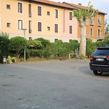 Studio In Baggio Apartment