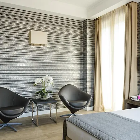 米兰温莎酒店 酒店 4*