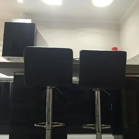 Kibilu - Isola Garibaldi Business Studio Wifi Apartmán *