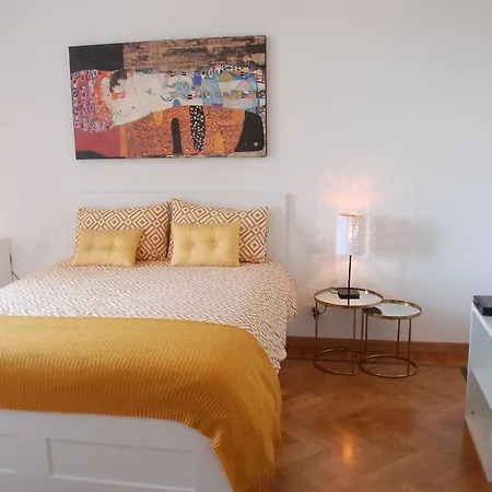 Arco Della Pace B&B Bed & Breakfast