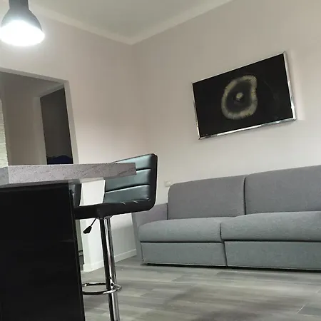 Kibilu - Isola Garibaldi Business Studio Wifi Apartmán *