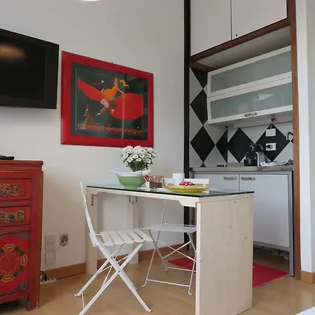 Διαμέρισμα Charming Studio Flat Corso Garibaldi