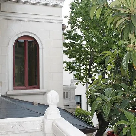 Hotel Luisa Hotel