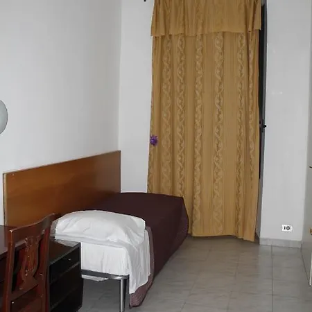 Hotel Hotel Luisa 2*
