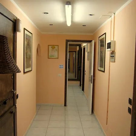 Star Hostel *