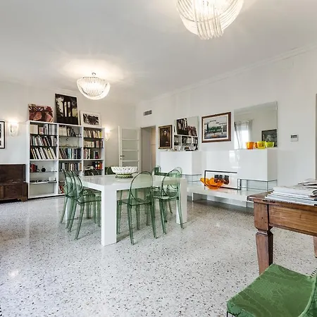 Cadorna Lux * Milan