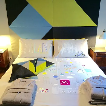 Apartment Meravigli Milan