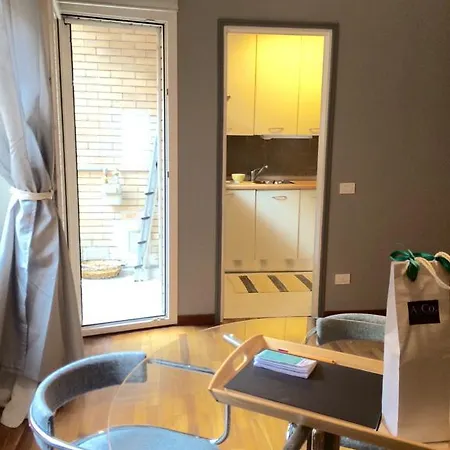 Meravigli Apartment