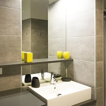 Apartment Friendly R.stone *