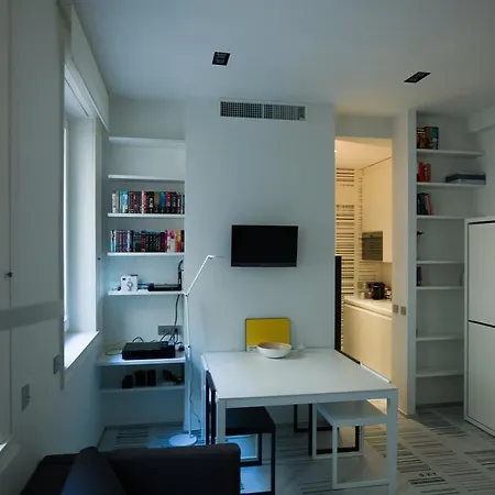 Stylish Mini In The Heart Of * Milano