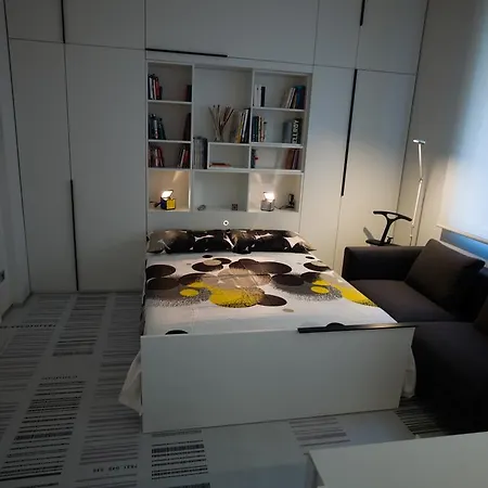 Stylish Mini In The Heart Of * Milano