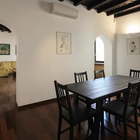 Prestigioso In Centro Apartment