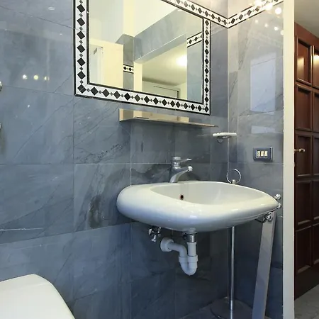 Prestigioso In Centro Apartment