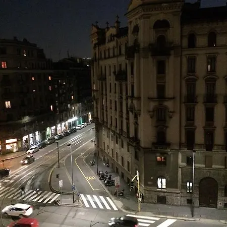 Fashion District House *
