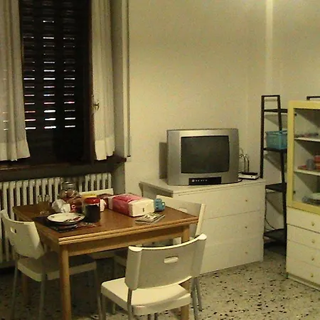 Bayres House *