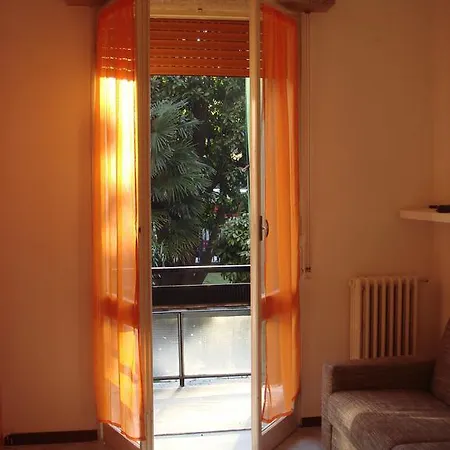 Via Toscanelli 3 * Milano