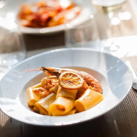 فندق ديجلي أركيمبولدي ميلان