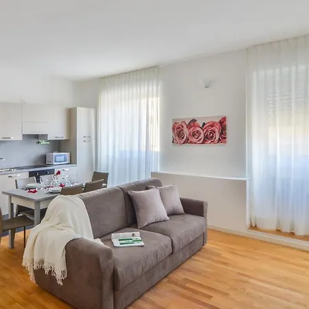 Palazzo Farini Halldis Apartment Milan