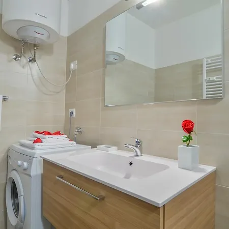 Palazzo Farini Halldis Appartement