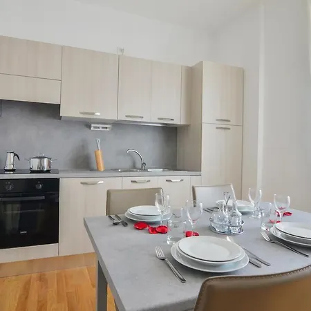 Apartment Palazzo Farini Halldis