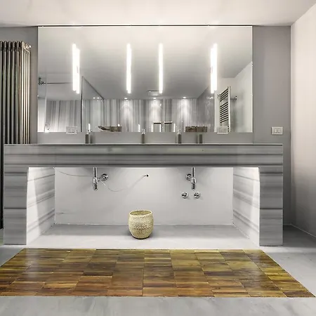 Del Bollo Halldis * Mediolan