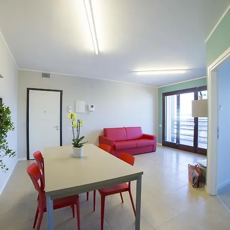 Aurum Bicocca 4* ميلان