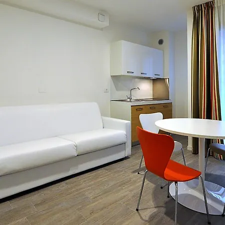 Hotel apartamentowy Bb Arcimboldi 4*