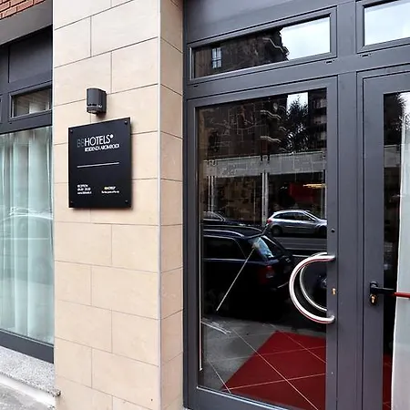 Bb Arcimboldi Hotel apartamentowy