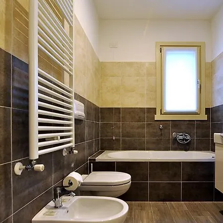 Hotel apartamentowy Bb Arcimboldi