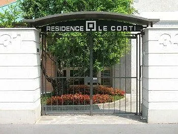 Ξενοδοχείο με διαμερίσματα Le Corti 4*