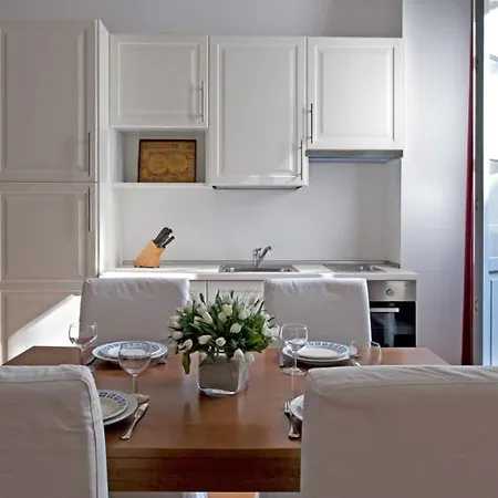 Cerva Fashion District Apartment Milan