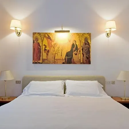 Cerva Fashion District Apartment *