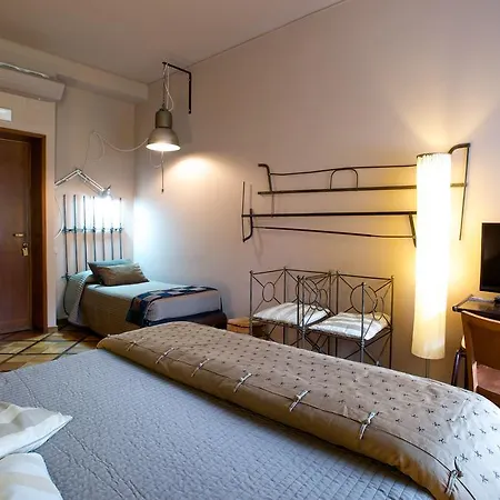 Nocleg ze śniadaniem Bed+art