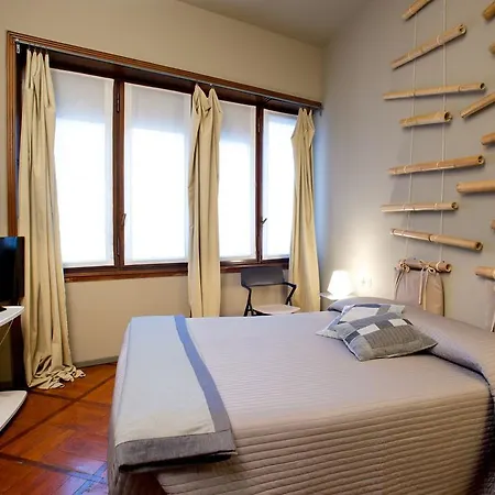 Nocleg ze śniadaniem Bed+art