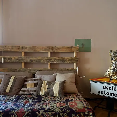 Bed+art Nocleg ze śniadaniem 2*