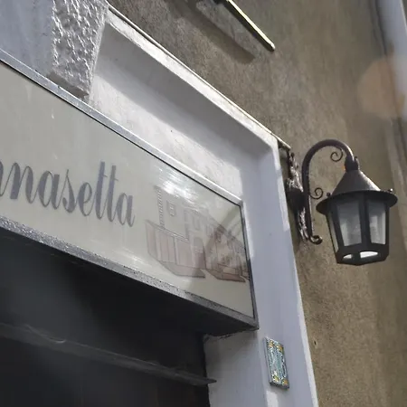 La Fornasetta Couette-café Milan