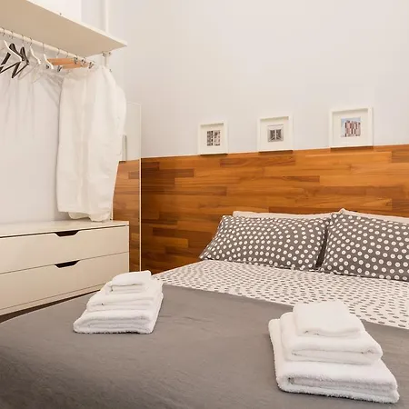 Apartment The Rent - Near Porta Romana Milan