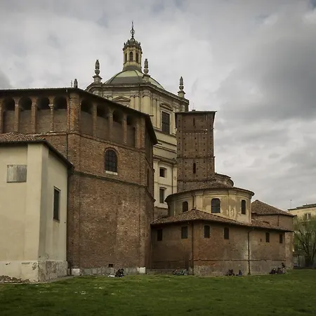 Nerino Halldis * Milán