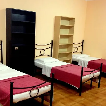 Hostel Star San Siro Fiera *