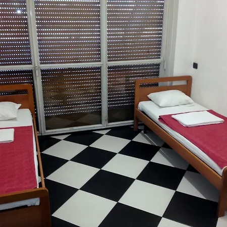Star Hostel *