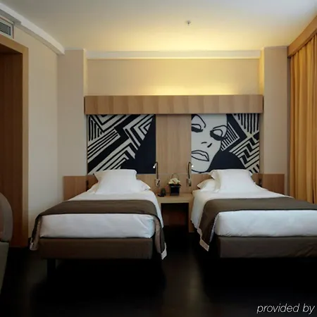 Crowne Plaza By Ihg 4* Milan