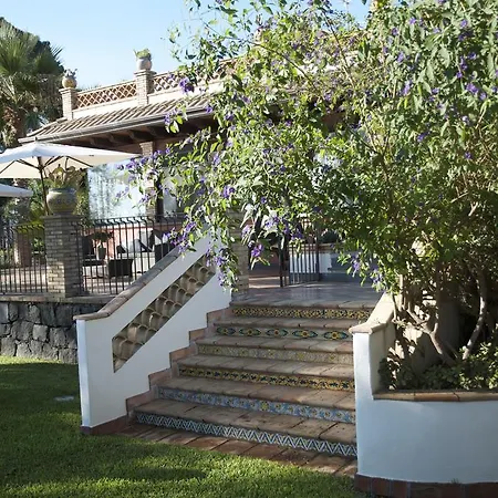 Holiday home Papardo *