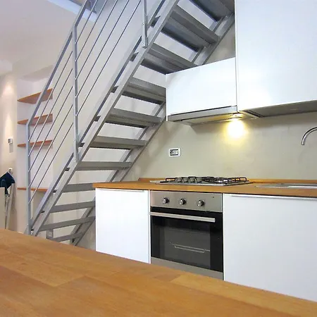 Temporary House - Navigli 公寓 *