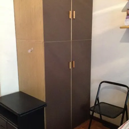 Mac Mahon 44 * Milán